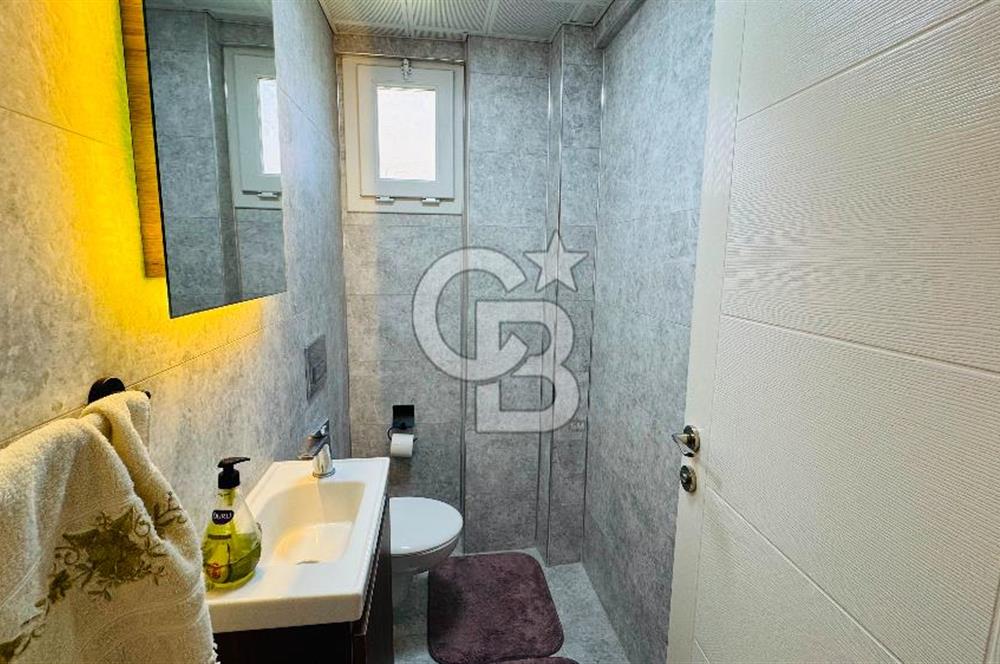 Foça Bağarası Kazım Dirik Mah. Eşyalı Kiralık 3+1 Havuzlu Villa