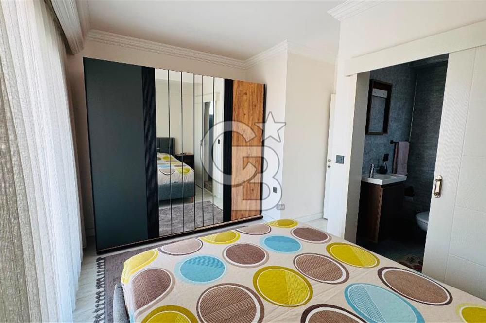 Foça Bağarası Kazım Dirik Mah. Eşyalı Kiralık 3+1 Havuzlu Villa