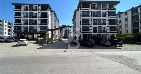 Burhaniye Cumhuriyet Mahallesin'de Sıfır Satılık 2+1 Daire - 363749
