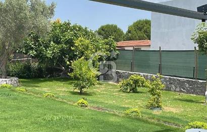 Umutköy Çiftlik Evlerinde Yatay Mimari 4+1 Müstakil Yaşam