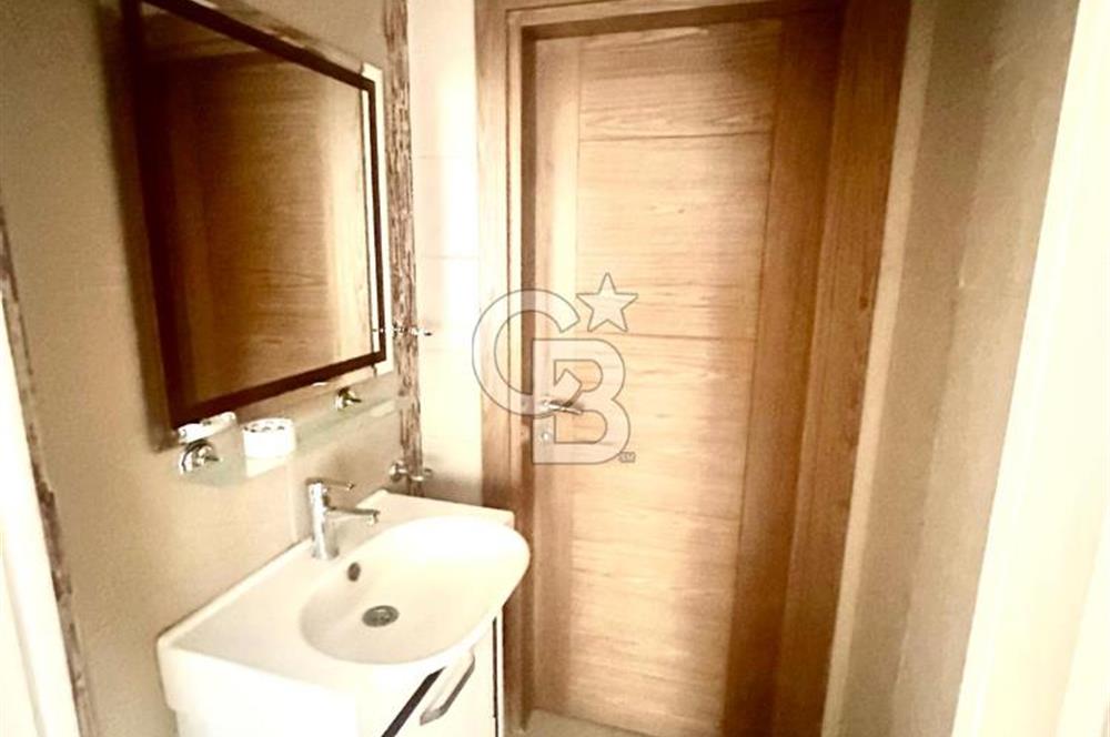 Y.ETLİK CAD.ÜZERİ 14 YILLIK BİNA 4+1 ÇİFT BANYOLU 200 M2 DAİRE