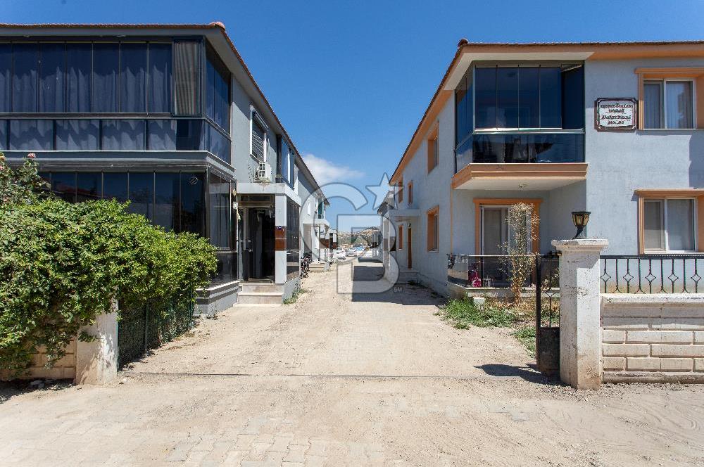 Foça Bağarası Hacıveli Mah. Bulut Sitesinde Satılık 2+1 Daire