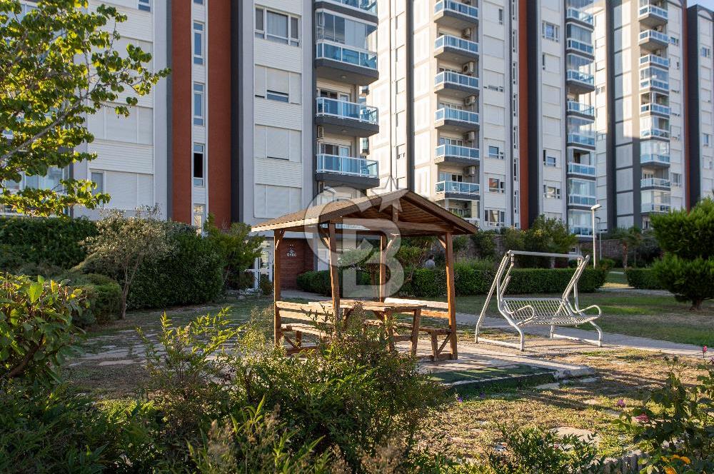 Karşıyaka Yüksek Vadi Evlerinde Satılık 2+1 Daire