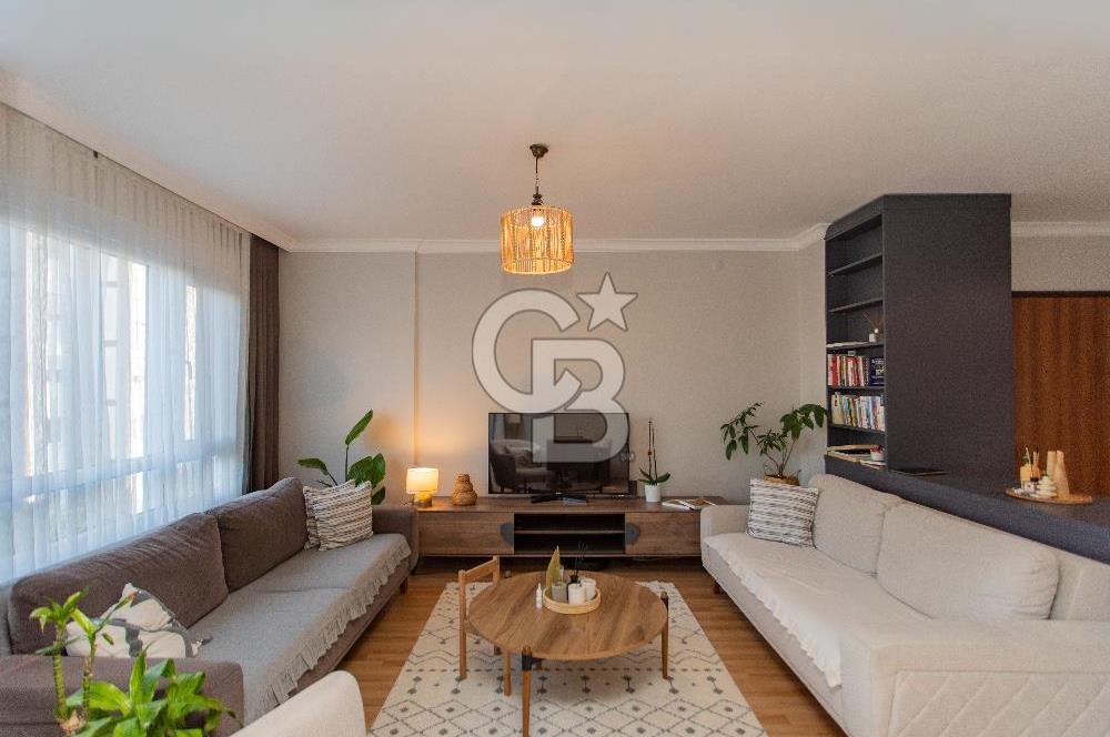 Karşıyaka Yüksek Vadi Evlerinde Satılık 2+1 Daire