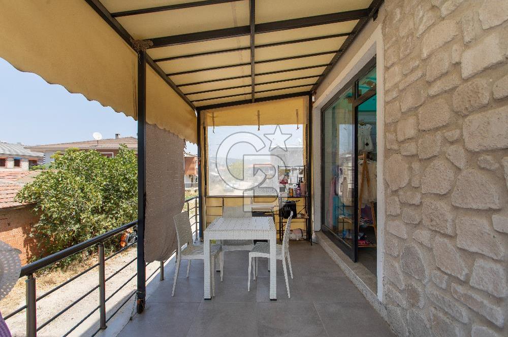 Foça Bağarası Ana Cadde Üzerinde Devren Kiralık Dükkan Mağaza