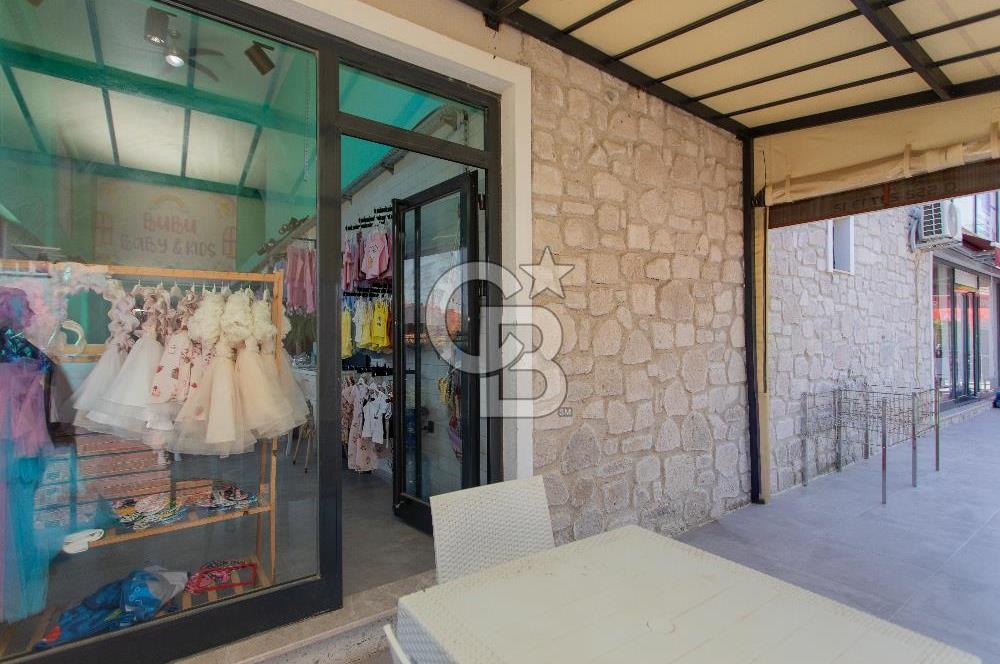 Foça Bağarası Ana Cadde Üzerinde Devren Kiralık Dükkan Mağaza