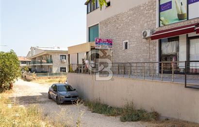 Foça Bağarası Ana Cadde Üzerinde Devren Kiralık Dükkan Mağaza