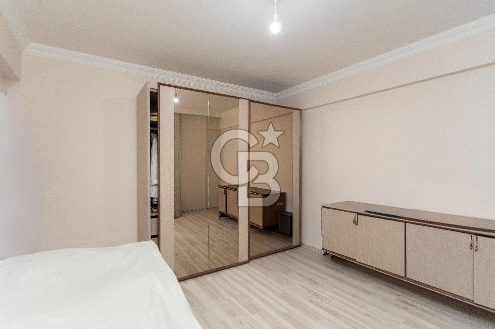 Foça Yenibağarası Mahallesinde Satılık 2+1 Daire