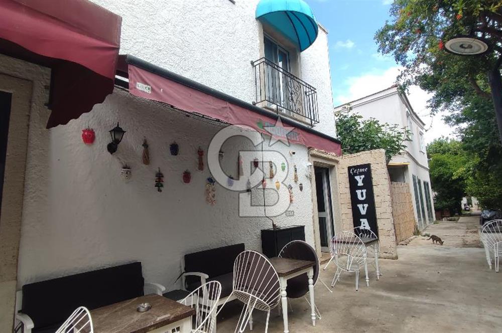 Çeşme 16 Eylül Mahallesinde Satılık 9+1 Butik Pansiyon