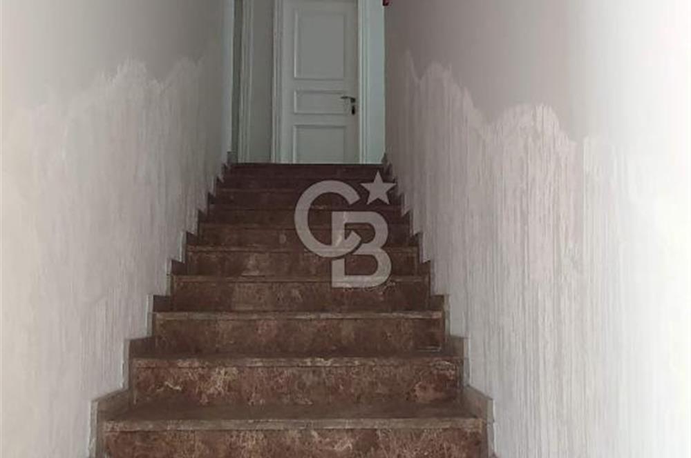 Çeşme 16 Eylül Mahallesinde Satılık 9+1 Butik Pansiyon