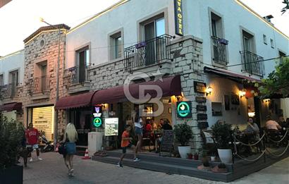 Çeşme 16 Eylül Mahallesinde Satılık 9+1 Butik Pansiyon