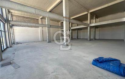OVACIK TA FORUM AVM GİRİŞ KARŞISI CADDE ÜZERİ 1000 M2KÖŞE DÜKKAN