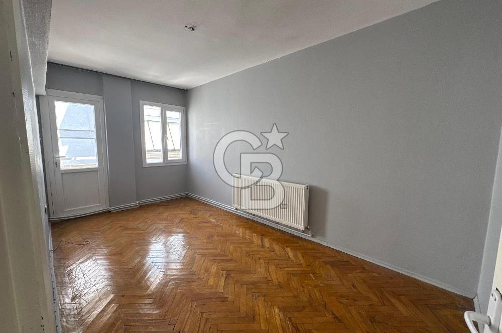 Karşıyaka Bahriye Üçok Bulv. Yakını D.Gazlı Kiralık 3+1 Daire