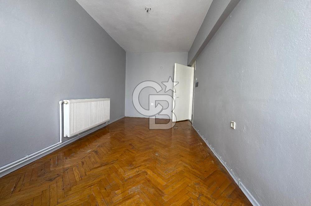 Karşıyaka Bahriye Üçok Bulv. Yakını D.Gazlı Kiralık 3+1 Daire