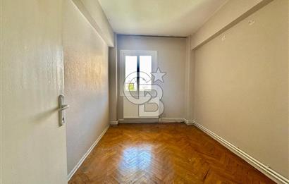 Karşıyaka Bahriye Üçok Bulv. Yakını D.Gazlı Kiralık 3+1 Daire