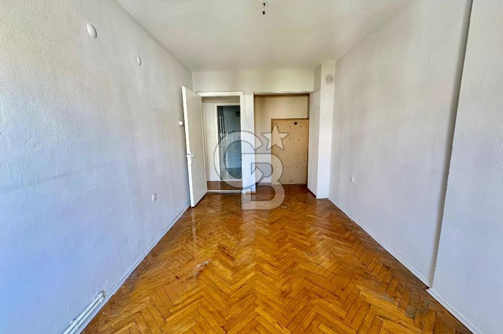 Karşıyaka Bahriye Üçok Bulv. Yakını D.Gazlı Kiralık 3+1 Daire
