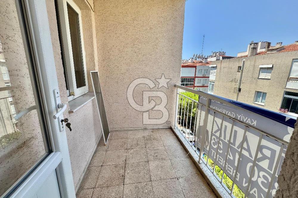 Karşıyaka Bahriye Üçok Bulv. Yakını D.Gazlı Kiralık 3+1 Daire