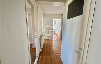 Karşıyaka Bahriye Üçok Bulv. Yakını D.Gazlı Kiralık 3+1 Daire