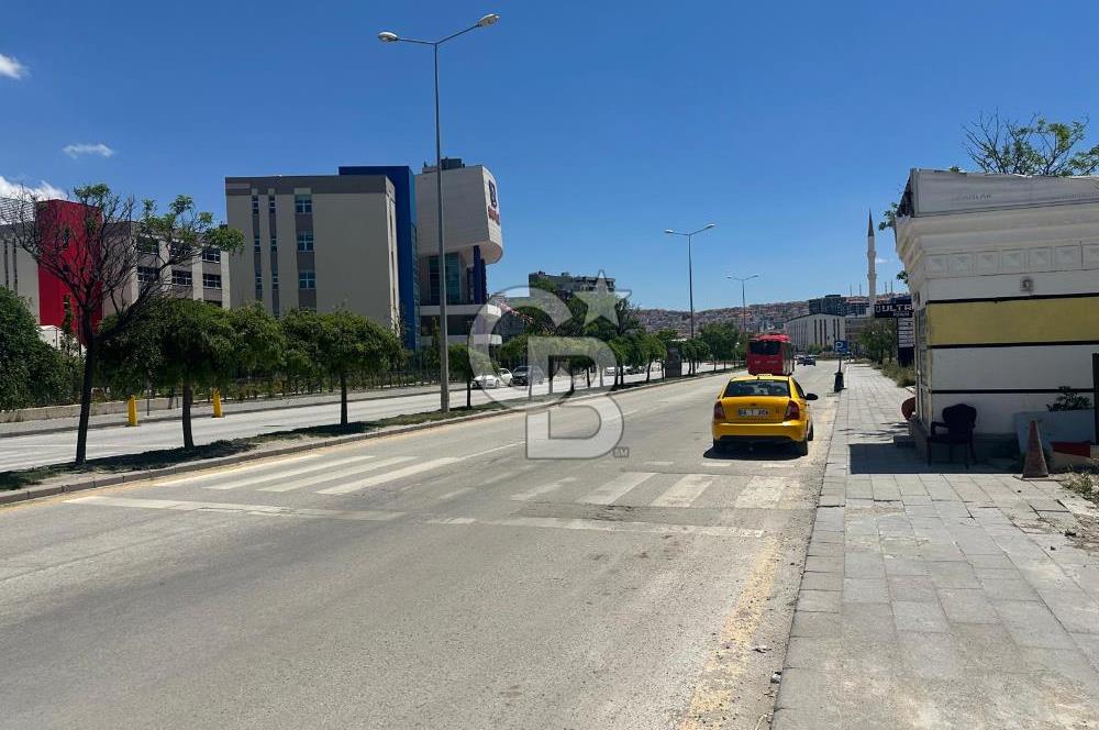 OVACIK TA FORUM AVM GİRİŞ KARŞISI CADDE ÜZERİ 1000 M2KÖŞE DÜKKAN