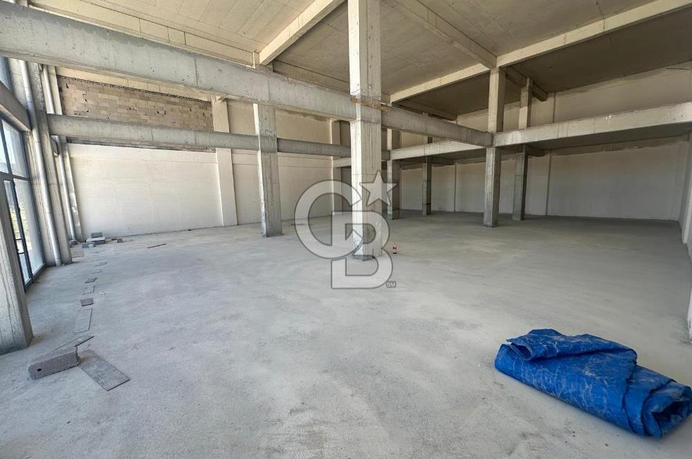 OVACIK TA FORUM AVM GİRİŞ KARŞISI CADDE ÜZERİ 1000 M2KÖŞE DÜKKAN