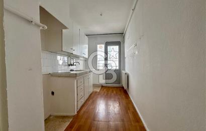 Karşıyaka Bahriye Üçok Bulv. Yakını D.Gazlı Kiralık 3+1 Daire