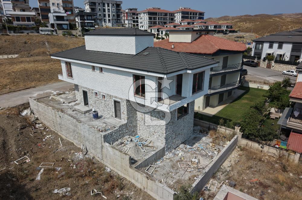 Çolak İbrahim Bey'de 4+2 Triplex Villa