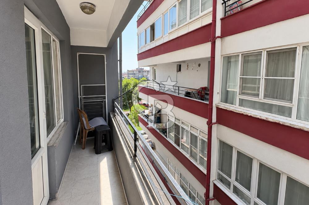 EDREMİT MERKEZİ KONUMDA 3+1 110 M2 EŞYALI KİRALIK DAİRE