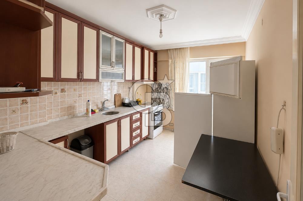 EDREMİT MERKEZİ KONUMDA 3+1 110 M2 EŞYALI KİRALIK DAİRE