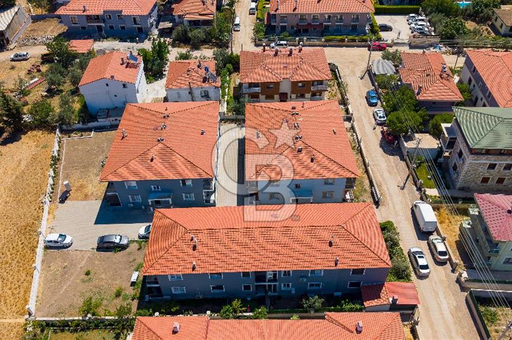Foça Bağarası Hacıveli Mah. Bulut Sitesinde Satılık 2+1 Daire