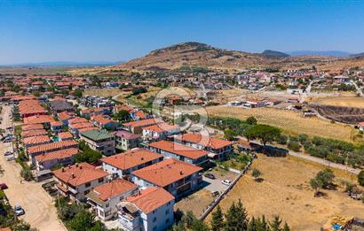Foça Bağarası Hacıveli Mah. Bulut Sitesinde Satılık 2+1 Daire