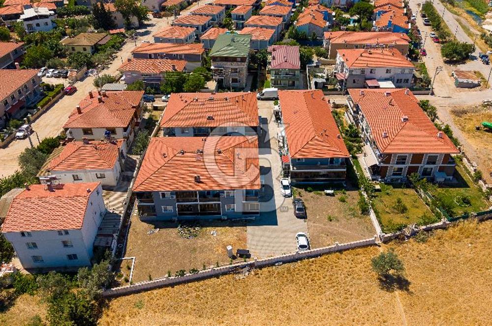 Foça Bağarası Hacıveli Mah. Bulut Sitesinde Satılık 2+1 Daire