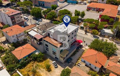 Foça Bağarası Ana Cadde Üzerinde Devren Kiralık Dükkan Mağaza