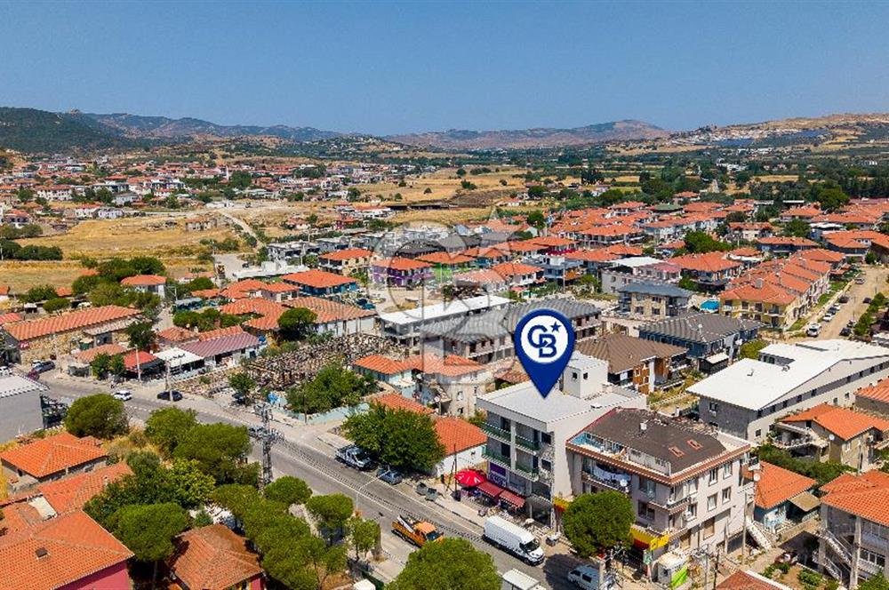 Foça Bağarası Ana Cadde Üzerinde Devren Kiralık Dükkan Mağaza