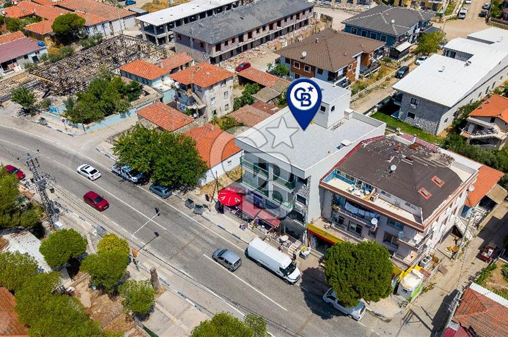 Foça Bağarası Ana Cadde Üzerinde Devren Kiralık Dükkan Mağaza