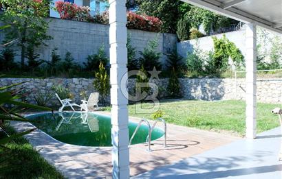 CB CLASS BADEMLİ ÇAMLITEPE EVLERİNDE SATILIK 5+1 VİLLA