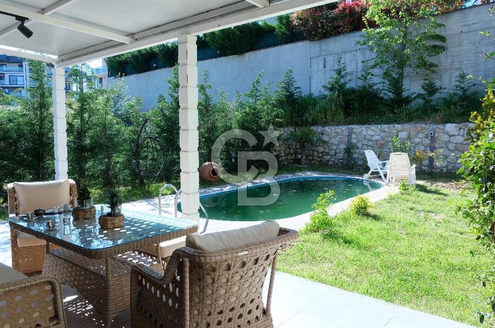 CB CLASS BADEMLİ ÇAMLITEPE EVLERİNDE SATILIK 5+1 VİLLA