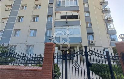 BORNOVA'DA PAZAR VE PARKA YAKIN, 3 KLİMALI, AÇIK OTOPARKLI 3+1 FERAH DAİRE