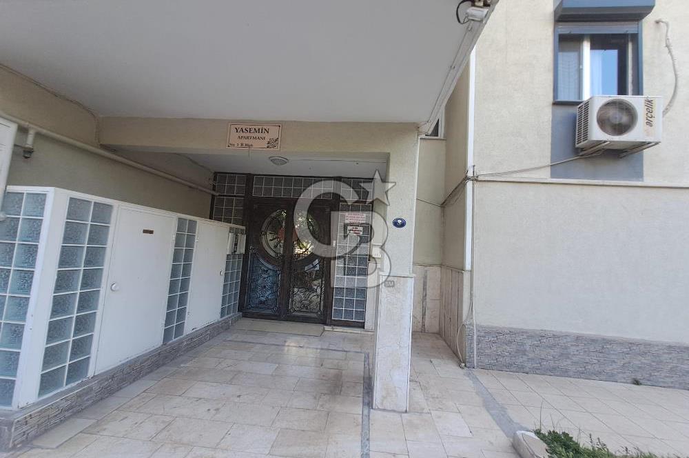 BORNOVA'DA PAZAR VE PARKA YAKIN, 3 KLİMALI, AÇIK OTOPARKLI 3+1 FERAH DAİRE