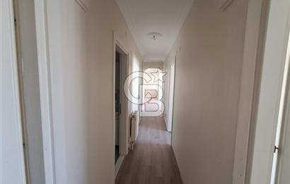 BORNOVA'DA PAZAR VE PARKA YAKIN, 3 KLİMALI, AÇIK OTOPARKLI 3+1 FERAH DAİRE