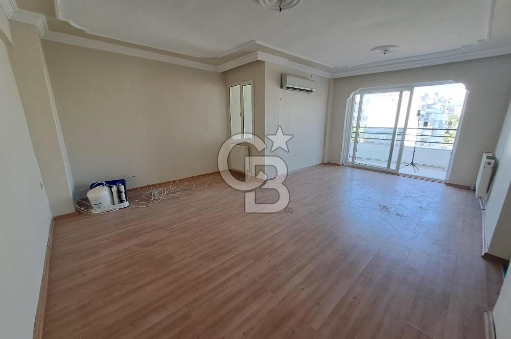 BORNOVA'DA PAZAR VE PARKA YAKIN, 3 KLİMALI, AÇIK OTOPARKLI 3+1 FERAH DAİRE