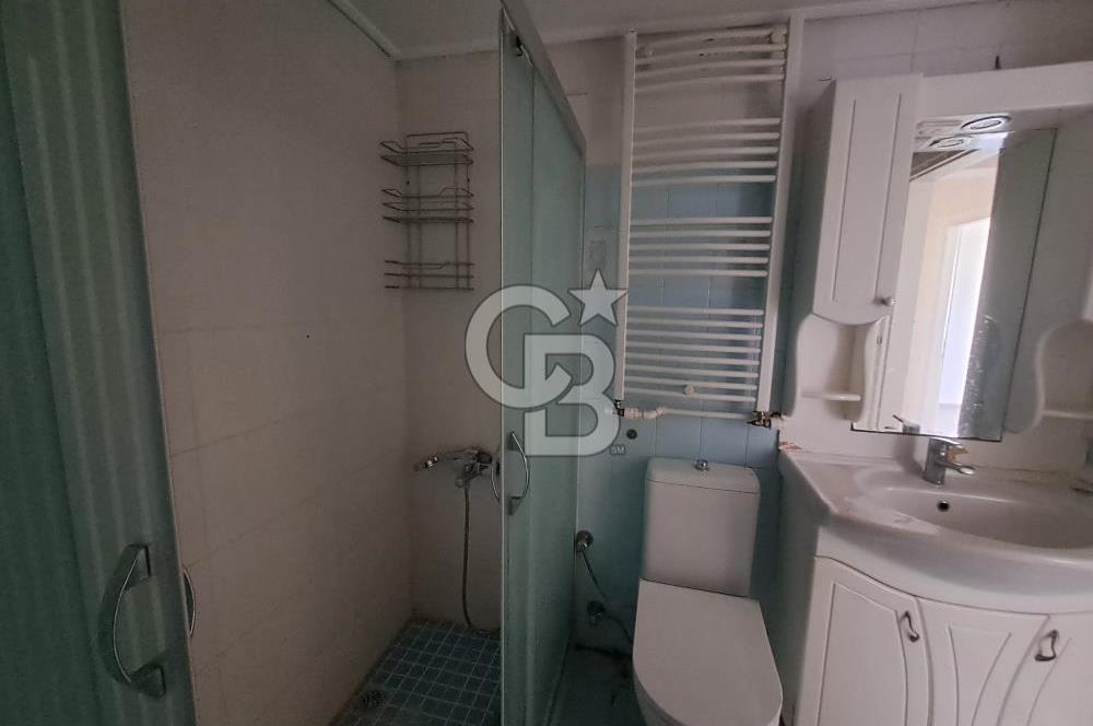 BORNOVA'DA PAZAR VE PARKA YAKIN, 3 KLİMALI, AÇIK OTOPARKLI 3+1 FERAH DAİRE
