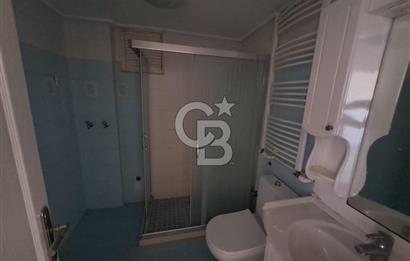 BORNOVA'DA PAZAR VE PARKA YAKIN, 3 KLİMALI, AÇIK OTOPARKLI 3+1 FERAH DAİRE