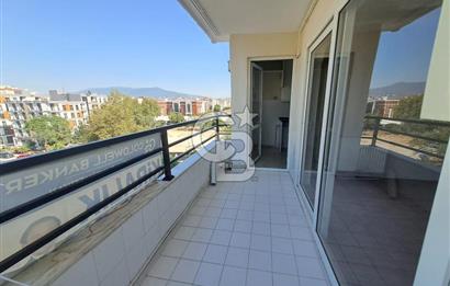 BORNOVA'DA PAZAR VE PARKA YAKIN, 3 KLİMALI, AÇIK OTOPARKLI 3+1 FERAH DAİRE