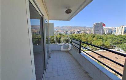 BORNOVA'DA PAZAR VE PARKA YAKIN, 3 KLİMALI, AÇIK OTOPARKLI 3+1 FERAH DAİRE