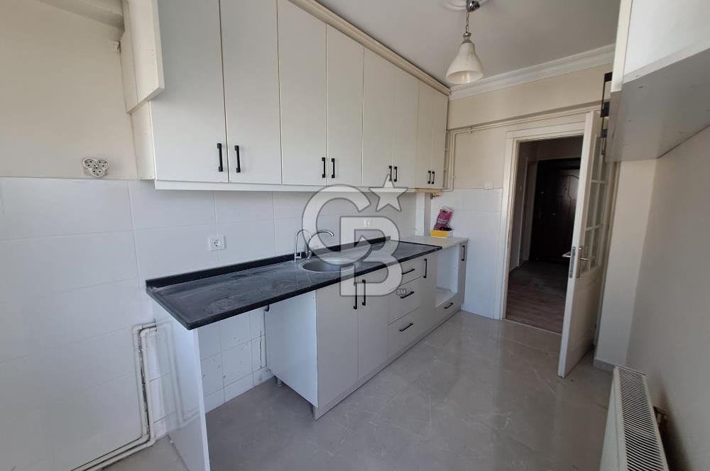 BORNOVA'DA PAZAR VE PARKA YAKIN, 3 KLİMALI, AÇIK OTOPARKLI 3+1 FERAH DAİRE