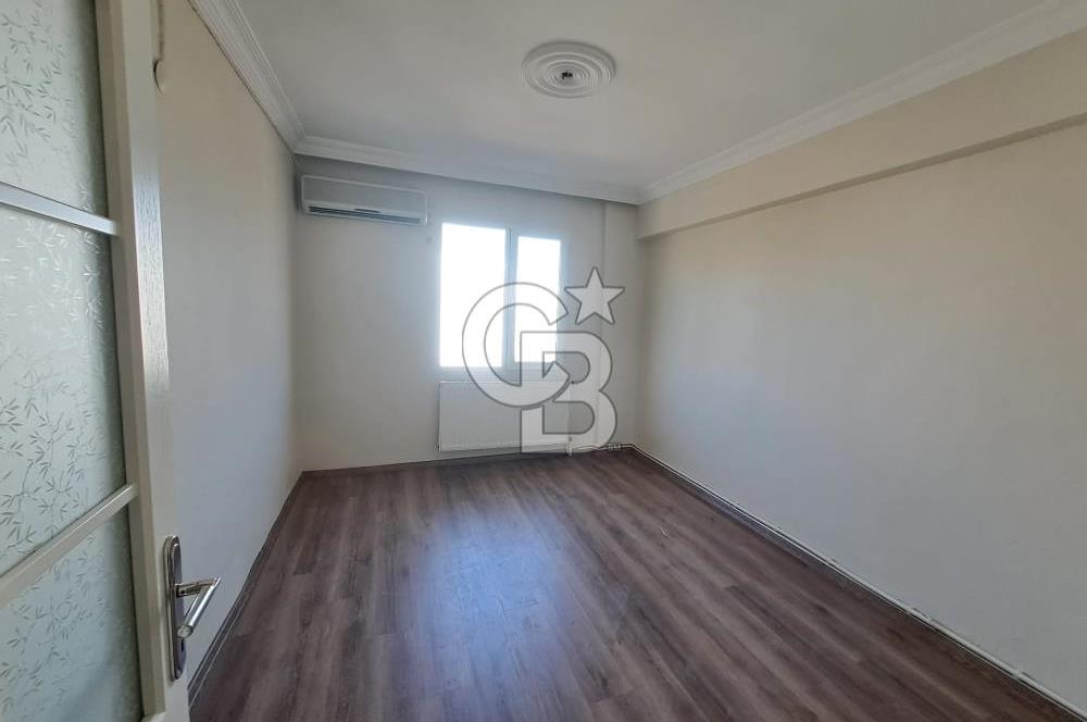 BORNOVA'DA PAZAR VE PARKA YAKIN, 3 KLİMALI, AÇIK OTOPARKLI 3+1 FERAH DAİRE
