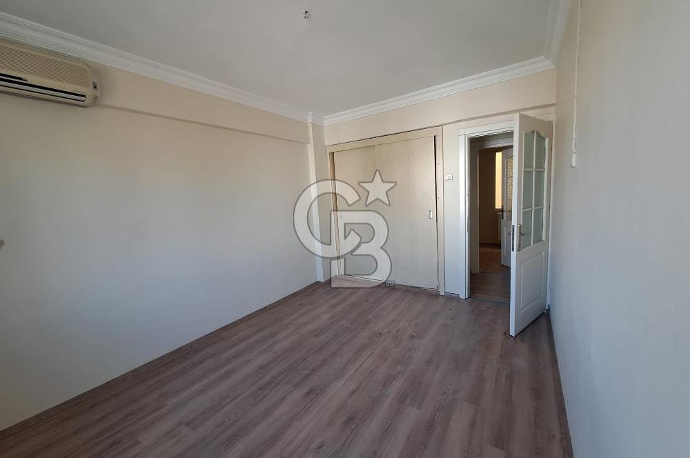 BORNOVA'DA PAZAR VE PARKA YAKIN, 3 KLİMALI, AÇIK OTOPARKLI 3+1 FERAH DAİRE