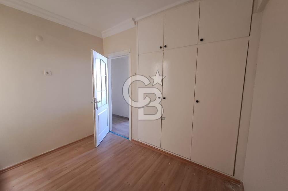 BORNOVA'DA PAZAR VE PARKA YAKIN, 3 KLİMALI, AÇIK OTOPARKLI 3+1 FERAH DAİRE