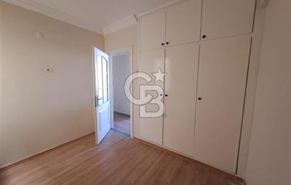 BORNOVA'DA PAZAR VE PARKA YAKIN, 3 KLİMALI, AÇIK OTOPARKLI 3+1 FERAH DAİRE