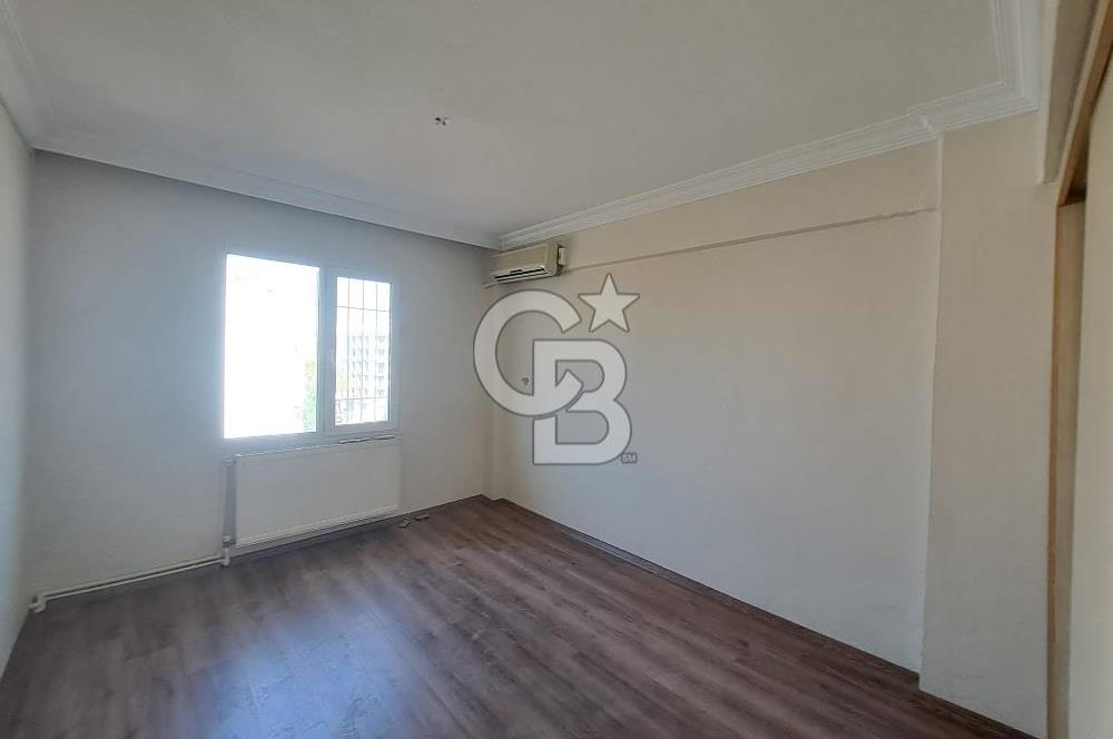 BORNOVA'DA PAZAR VE PARKA YAKIN, 3 KLİMALI, AÇIK OTOPARKLI 3+1 FERAH DAİRE